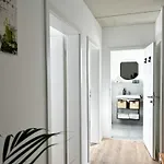 公寓 Moderne Unterkuenfte In 沃尔多夫