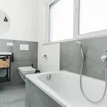 公寓 Moderne Unterkuenfte In 沃尔多夫